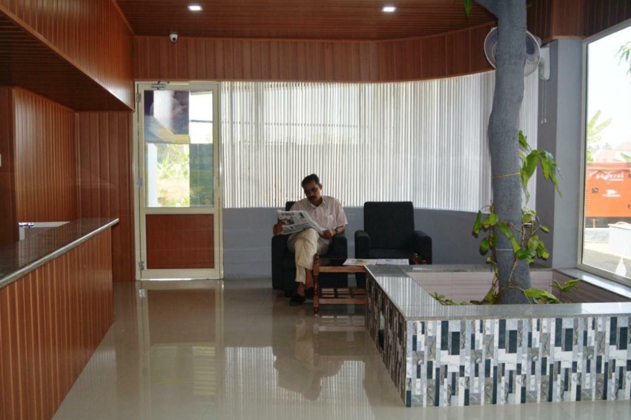 Jippus Galaxy Budget Air Port Hotel Kochi Ngoại thất bức ảnh