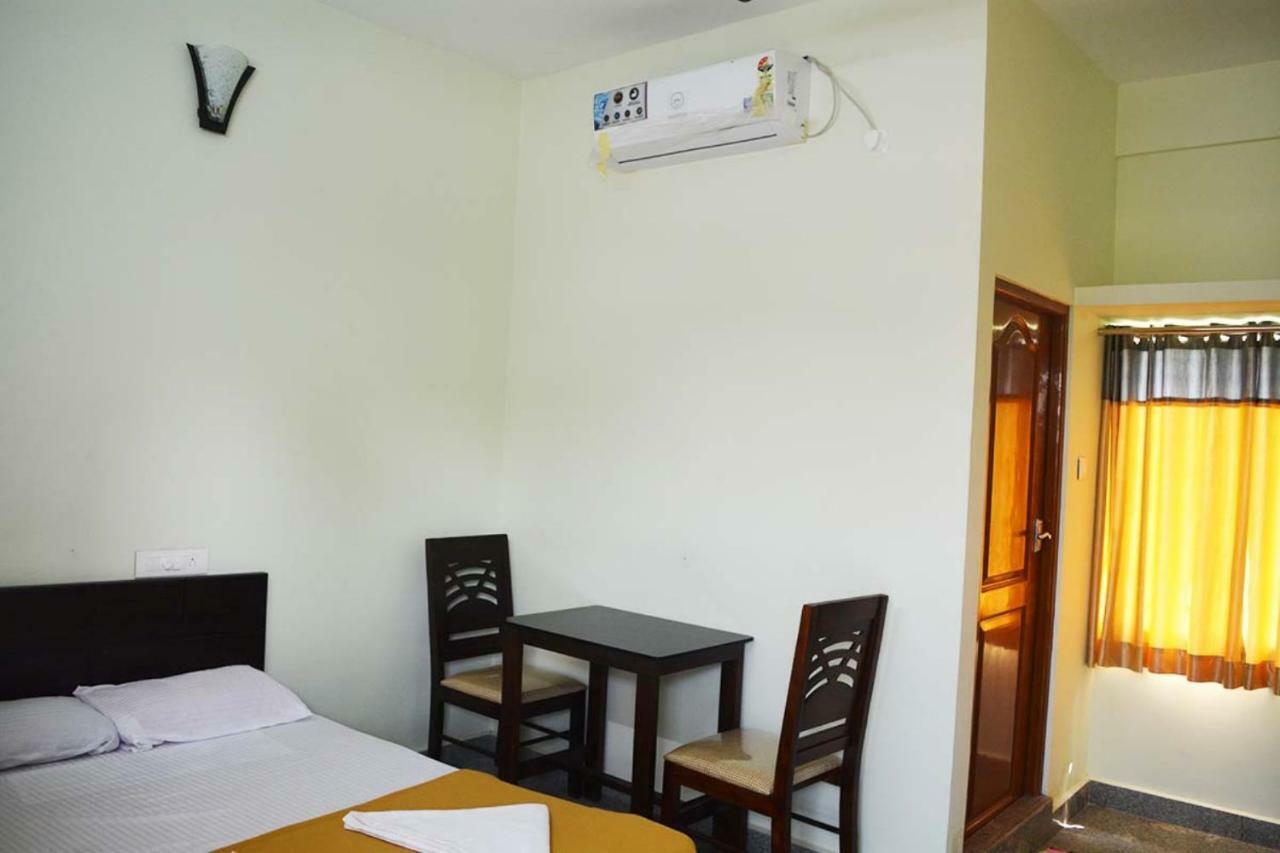 Jippus Galaxy Budget Air Port Hotel Kochi Ngoại thất bức ảnh