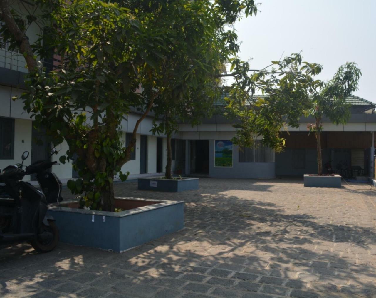 Jippus Galaxy Budget Air Port Hotel Kochi Ngoại thất bức ảnh