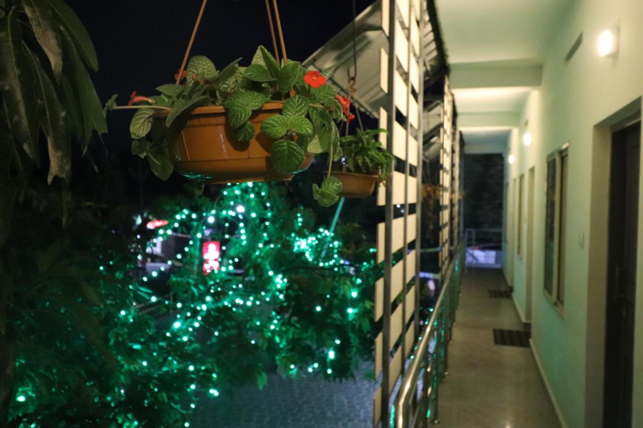 Jippus Galaxy Budget Air Port Hotel Kochi Ngoại thất bức ảnh