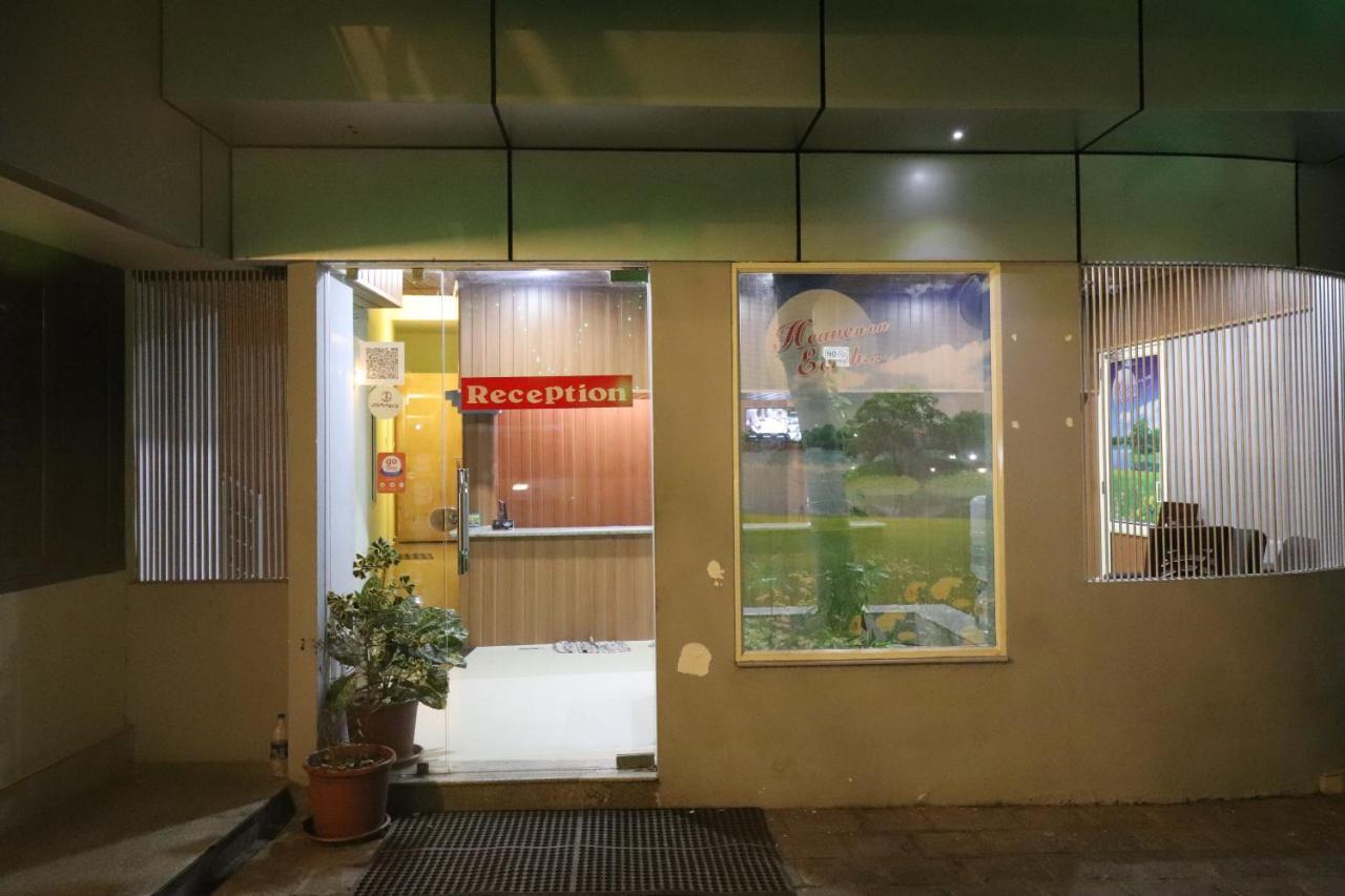 Jippus Galaxy Budget Air Port Hotel Kochi Ngoại thất bức ảnh